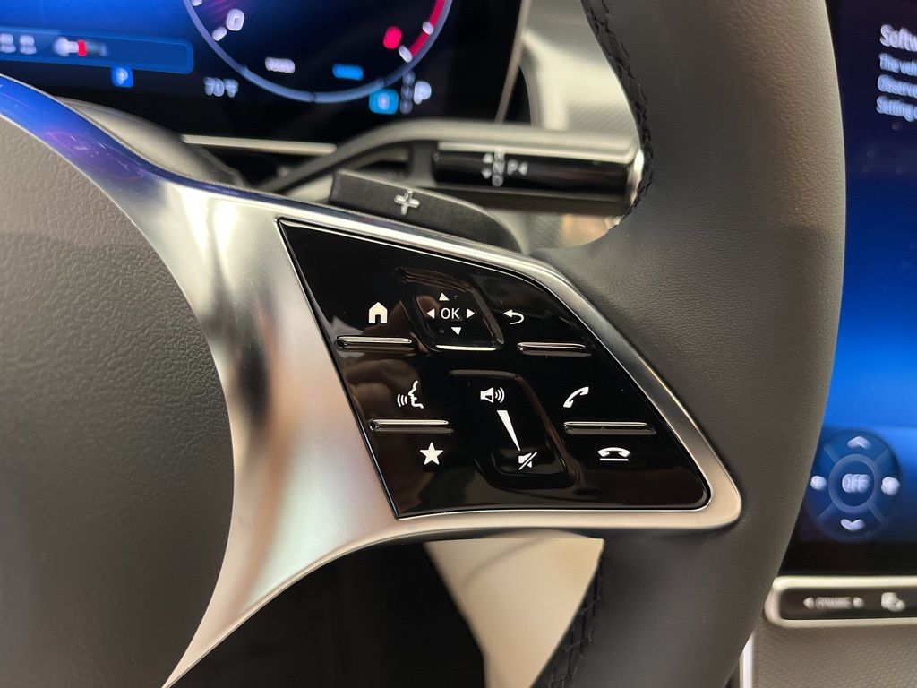 Thumbnail: 2026 Mercedes-Benz GLC - 16