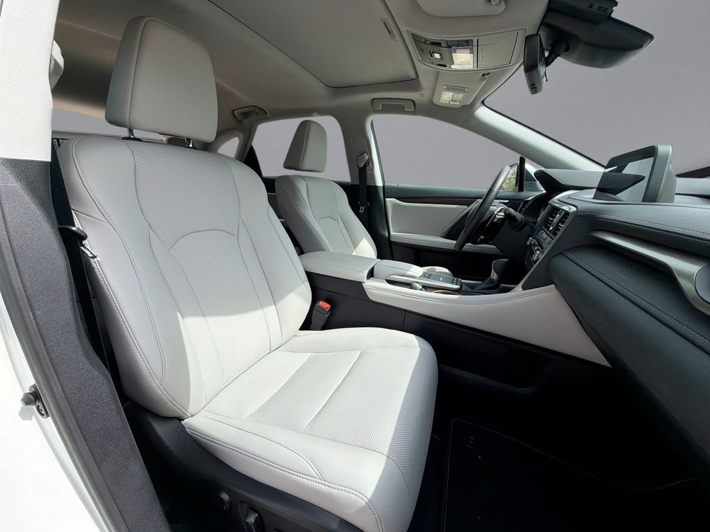 Thumbnail: 2022 Lexus RX - 16