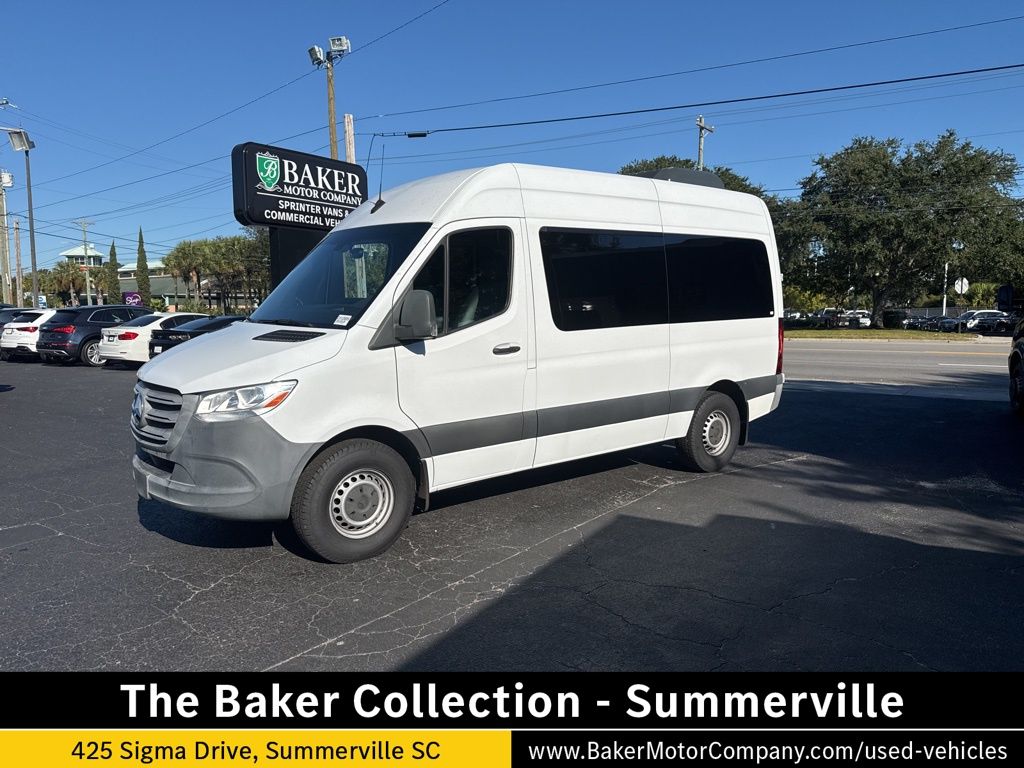  2022 Mercedes-Benz Sprinter 1500 144 High Roof Passenger Van RWD   