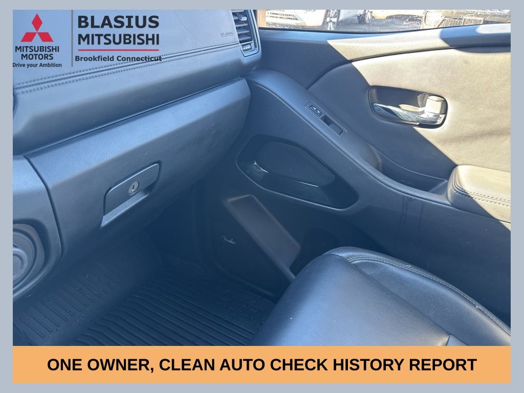 2022 Nissan Frontier PRO-4X Crew Cab 4WD