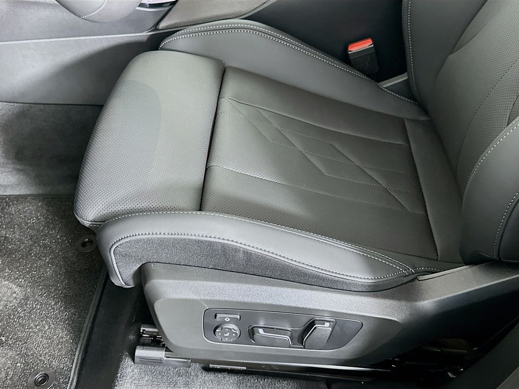 Thumbnail: 2026 BMW X3 - 21