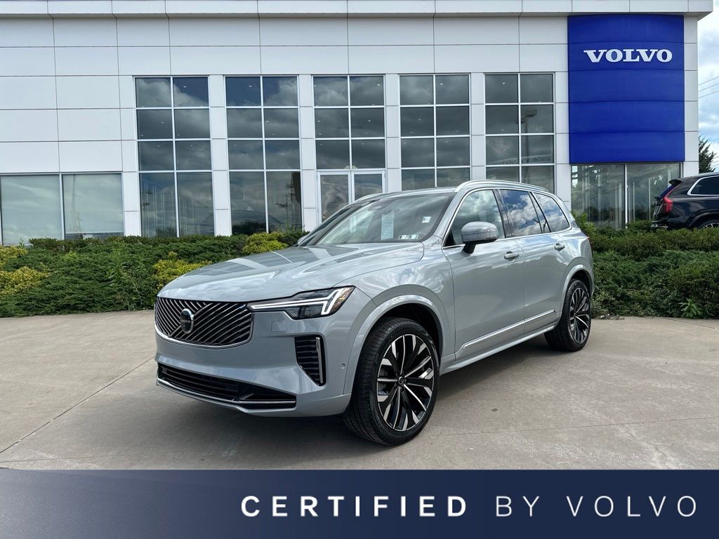 2026 Volvo XC90 B6 Plus 7-Passenger AWD