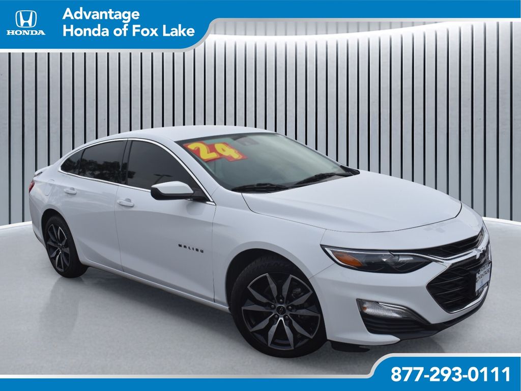 Summit White 2024 Chevrolet Malibu Sedan Front-Wheel Drive Continuously Variable Transmission