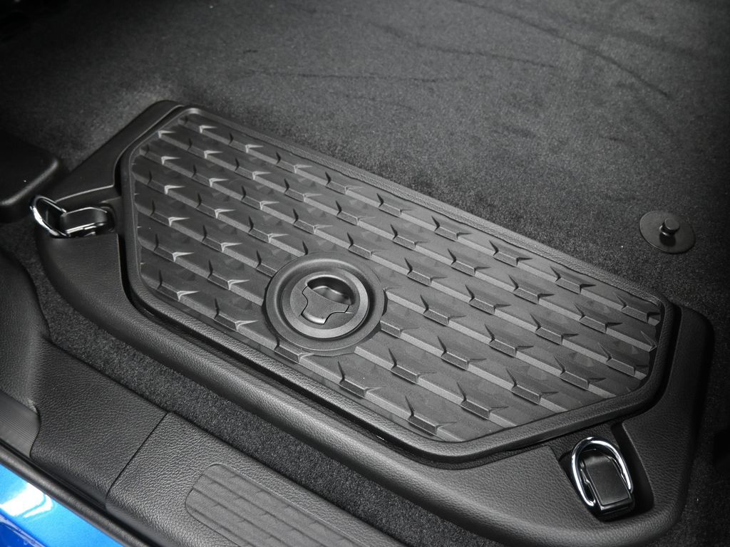 New 2026 Hydro Blue Pearlcoat Ram Laramie image 33