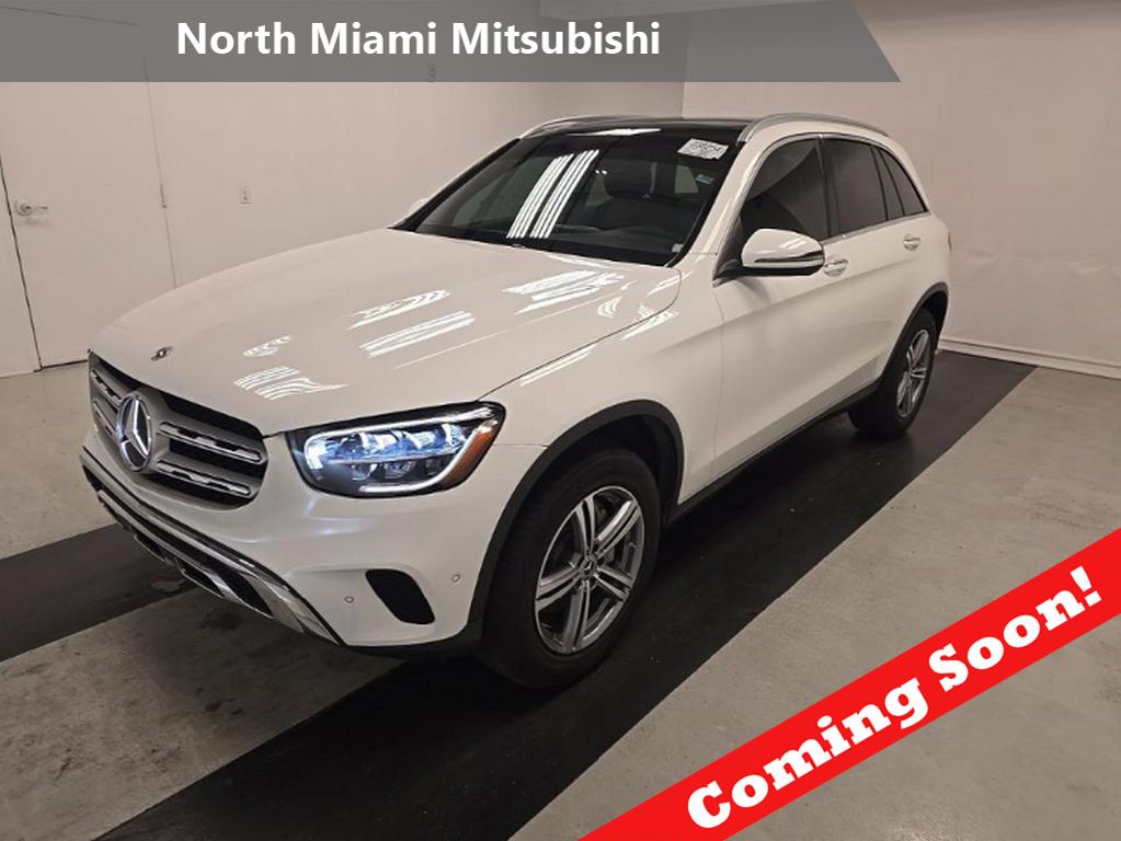 2022 Mercedes-Benz GLC GLC 300's photo