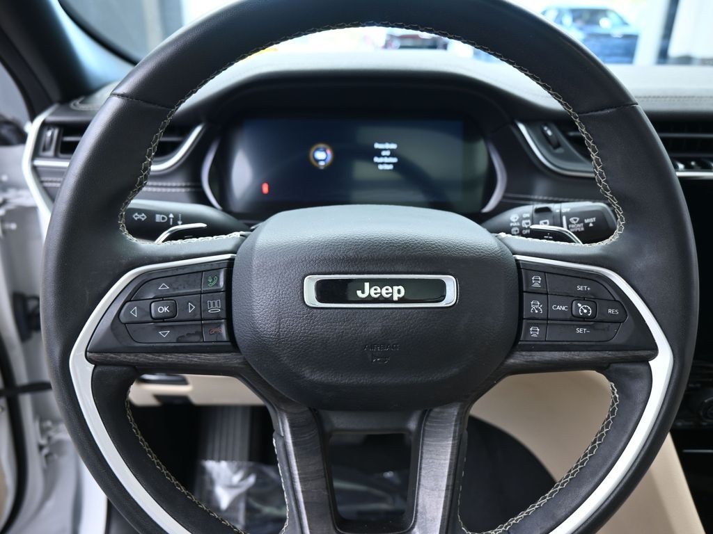 Used 2023 Bright White Clearcoat Jeep Limited image 16