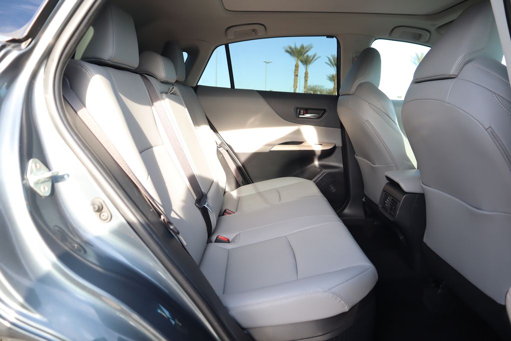 Thumbnail: 2024 Toyota Venza - 21