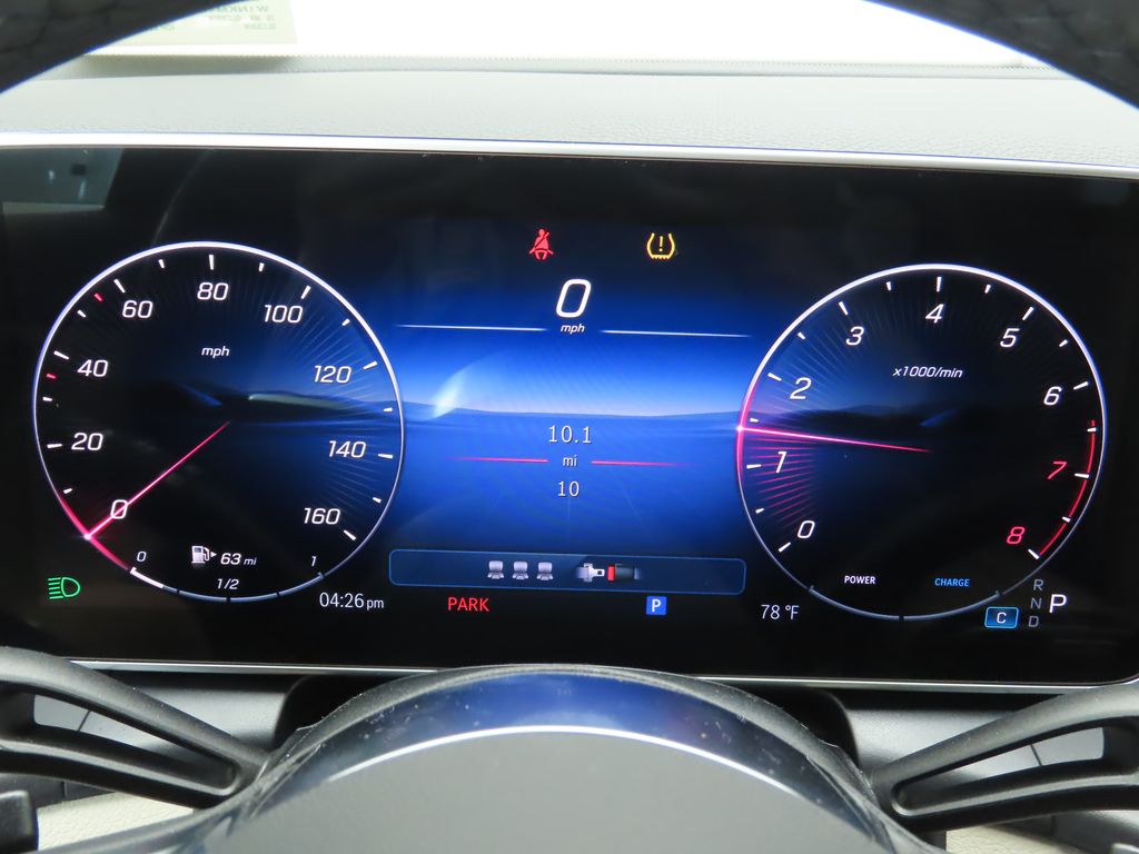 2025 Mercedes-Benz GLC 300 31