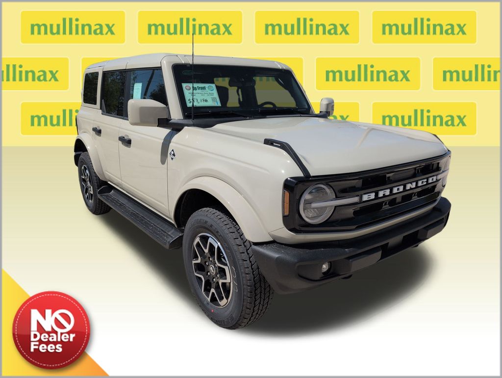 2026 Ford Bronco Outer Banks