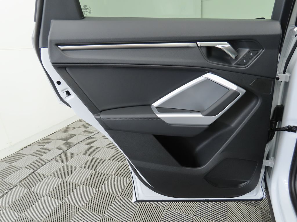 2025 Audi Q3 Premium 27