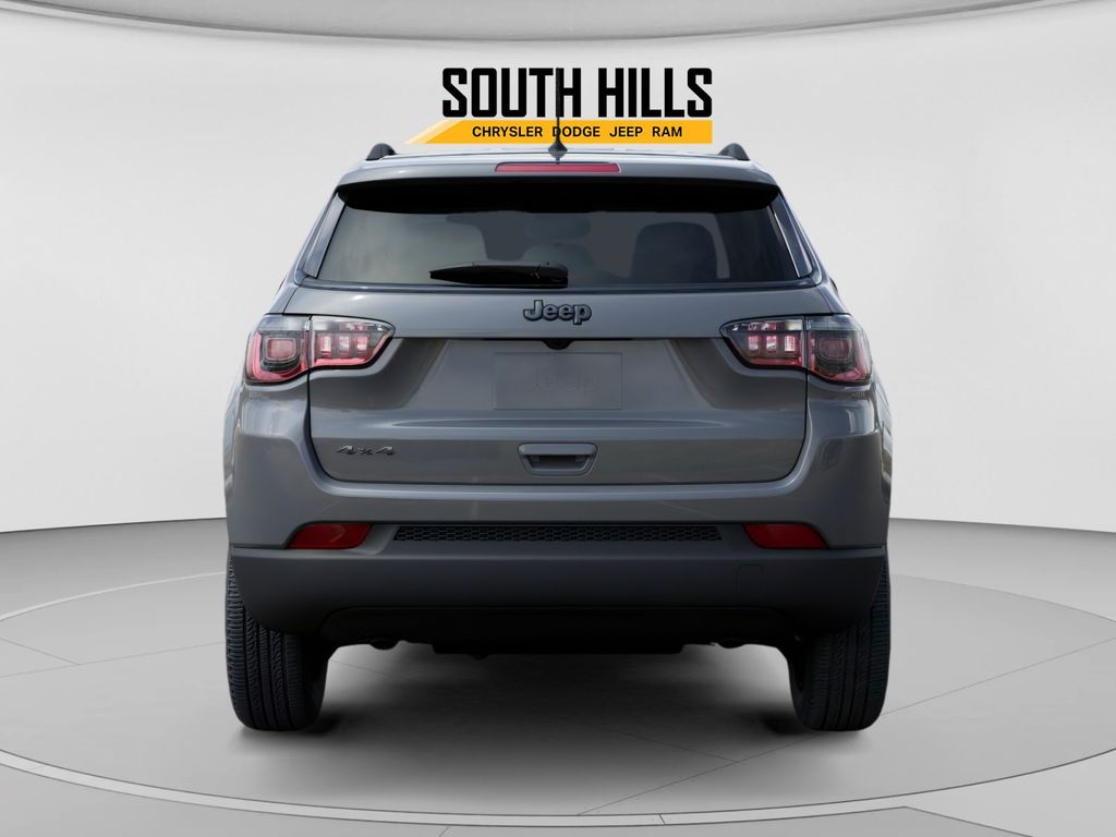 2026 Jeep Compass Latitude Gray at South Hills CDJR
