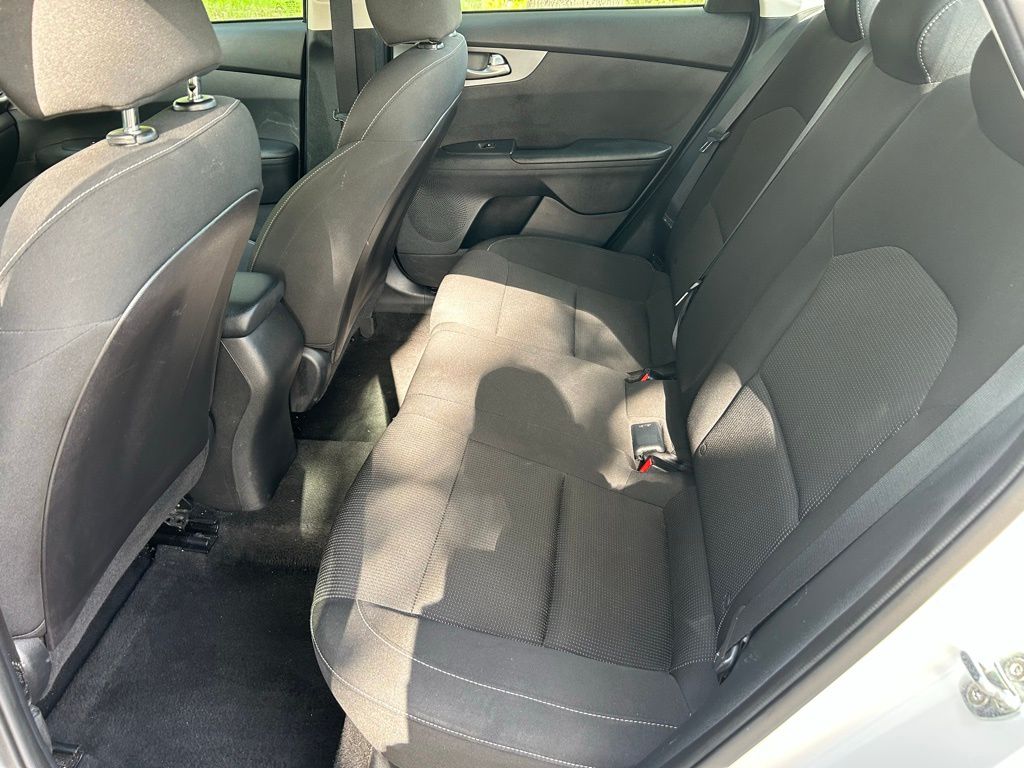 2021 Kia Forte LXS 12