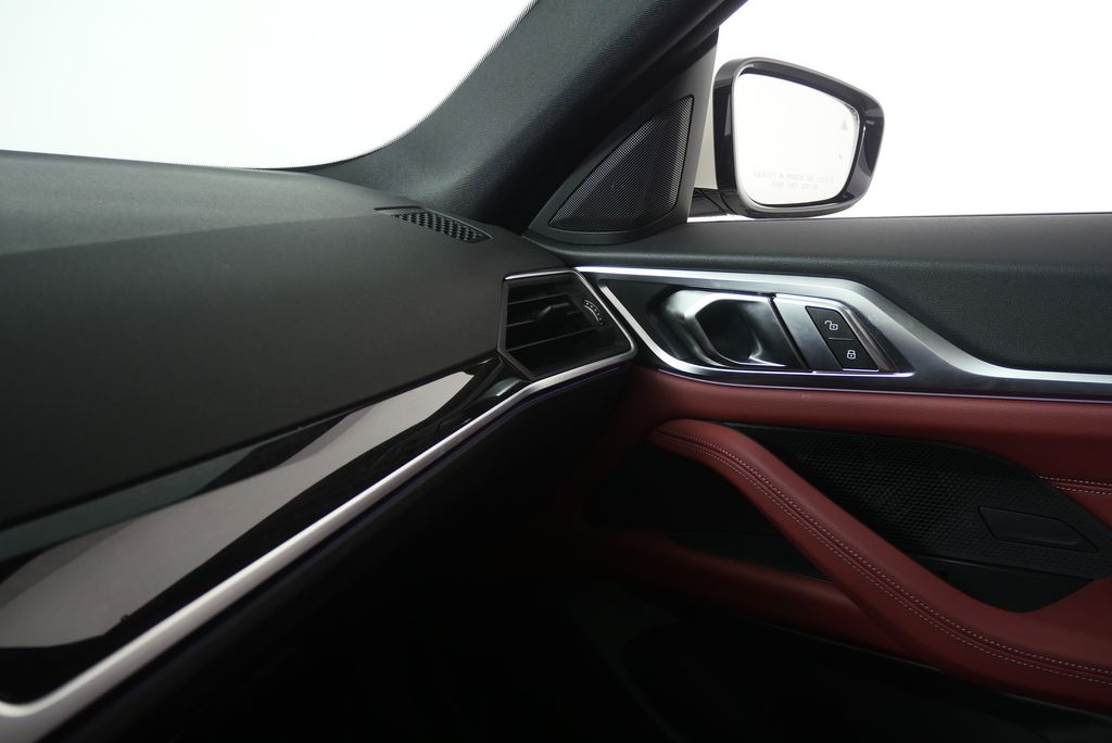 Thumbnail: 2023 BMW 4 Series - 26