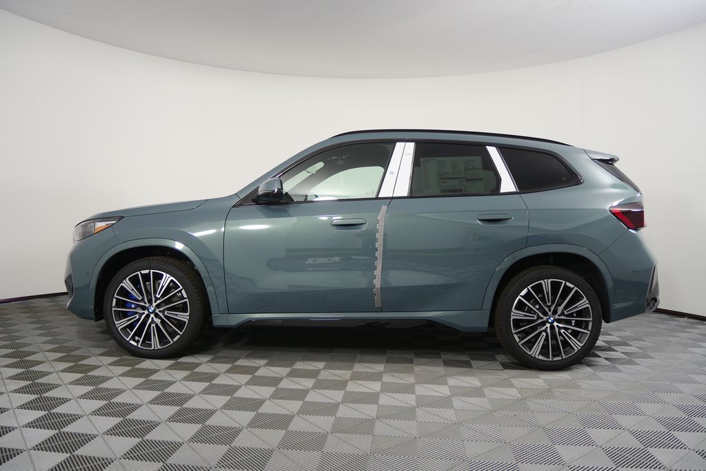 Thumbnail: 2026 BMW X1 - 6