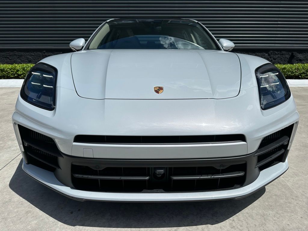 Thumbnail: 2025 Porsche Panamera - 7
