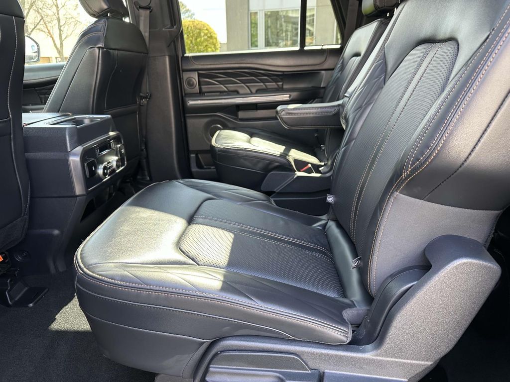 2024 Ford Expedition MAX Platinum 21