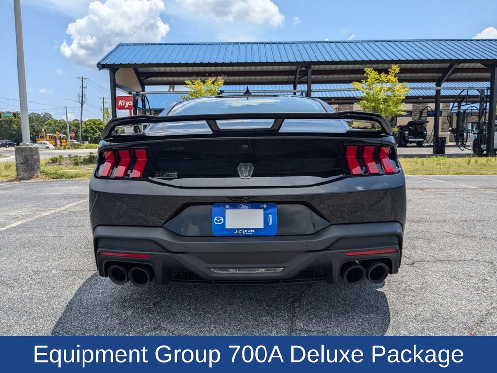 2025 Ford Mustang Dark Horse