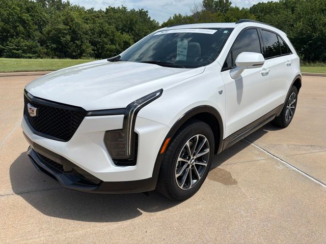 Crystal White Tricoat 2024 Cadillac XT4 SUV / Crossover Front-Wheel Drive 9-Speed Automatic