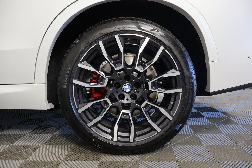 Thumbnail: 2026 BMW X5 - 10