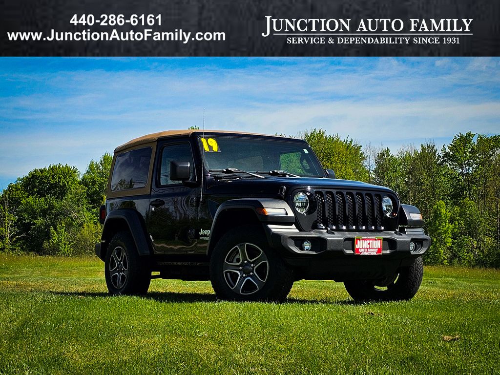 Black Clearcoat 2019 Jeep Wrangler Sport S 4WD SUV / Crossover Four-Wheel Drive 8-Speed Automatic