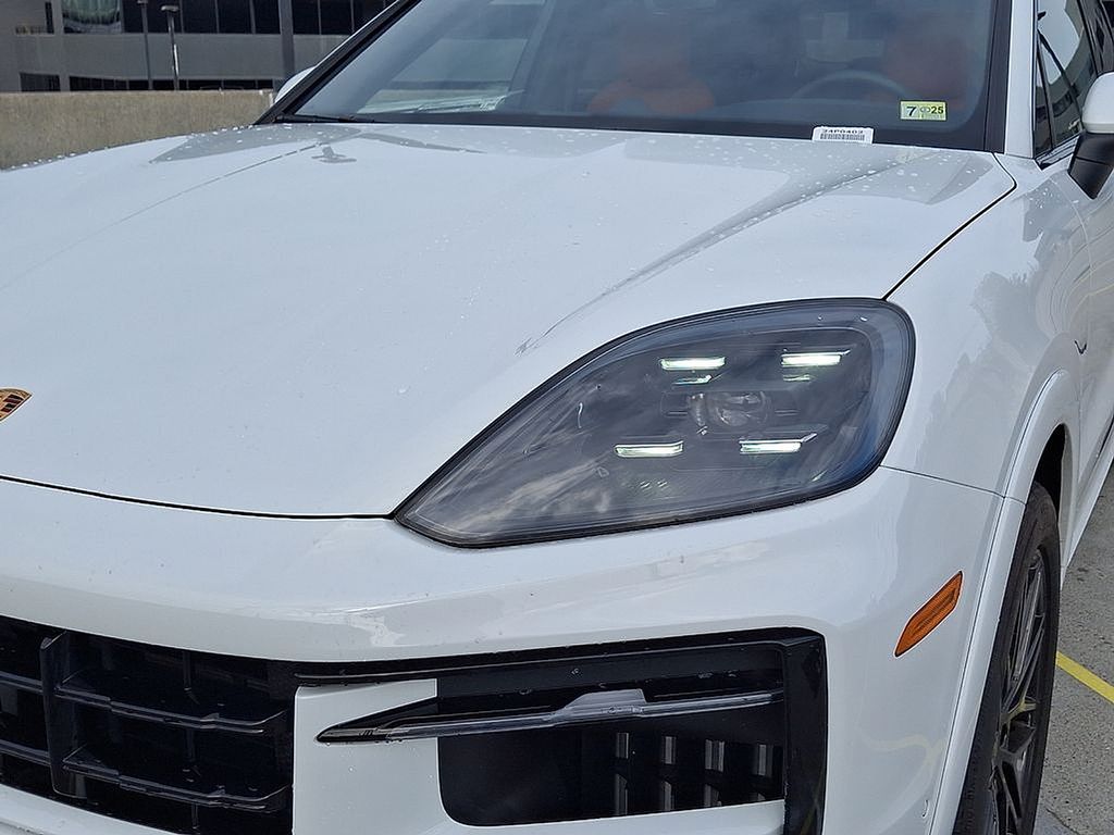 Thumbnail: 2024 Porsche  - 9