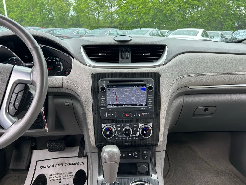 2014 Chevrolet Traverse LTZ 15