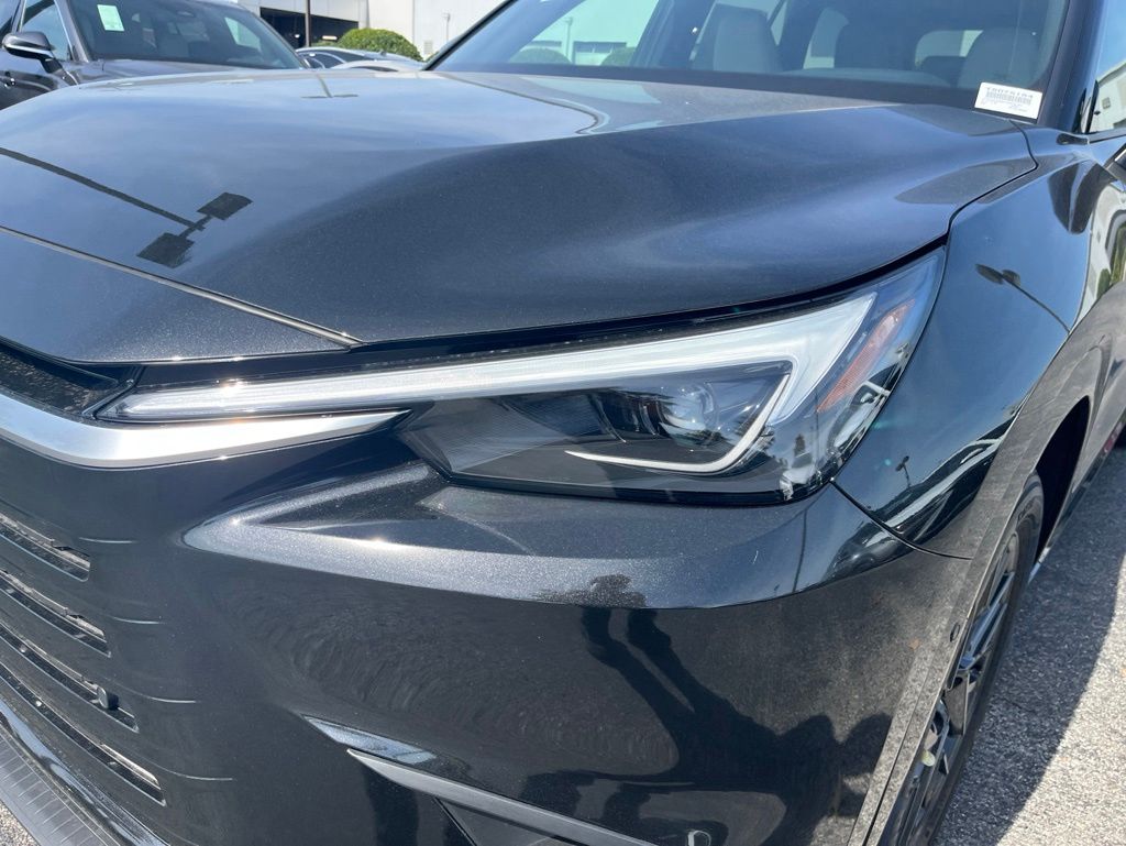 Thumbnail: 2026 Lexus TX - 4