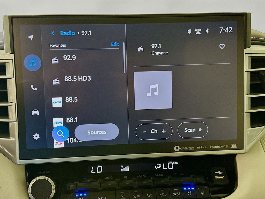 Thumbnail: 2024 Toyota Tundra - 15