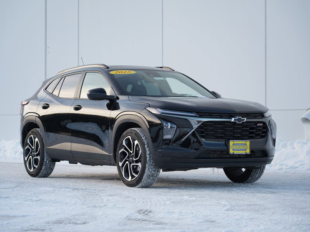 2025 Chevrolet Trax RS with 2RS FWD