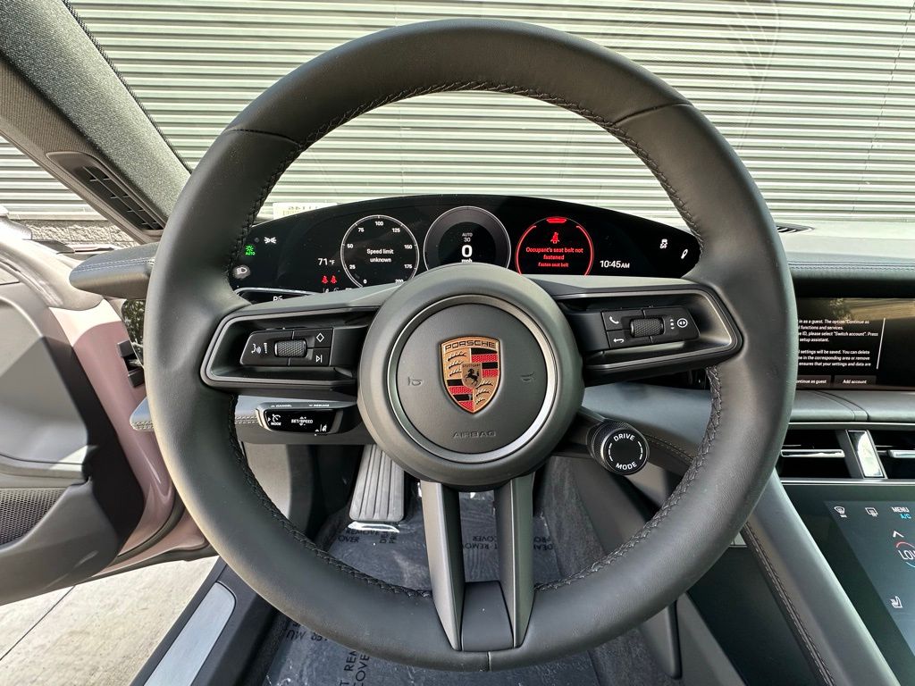 2025 Porsche Taycan  19
