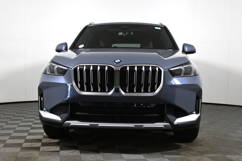 Thumbnail: 2026 BMW X1 - 10