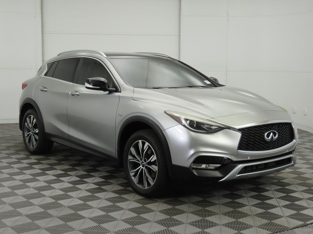 Thumbnail: 2018 INFINITI QX30 - 3