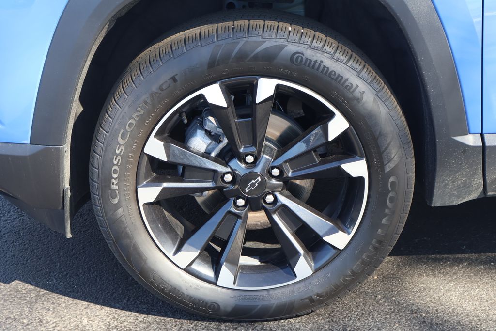 Thumbnail: 2025 Chevrolet Equinox - 12