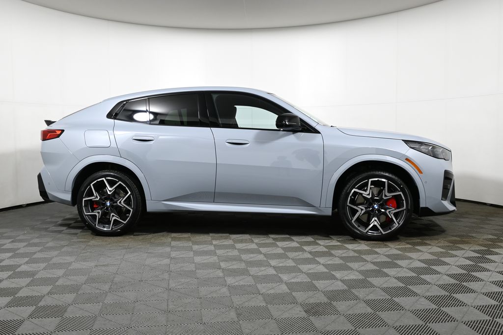 Thumbnail: 2026 BMW X2 - 8