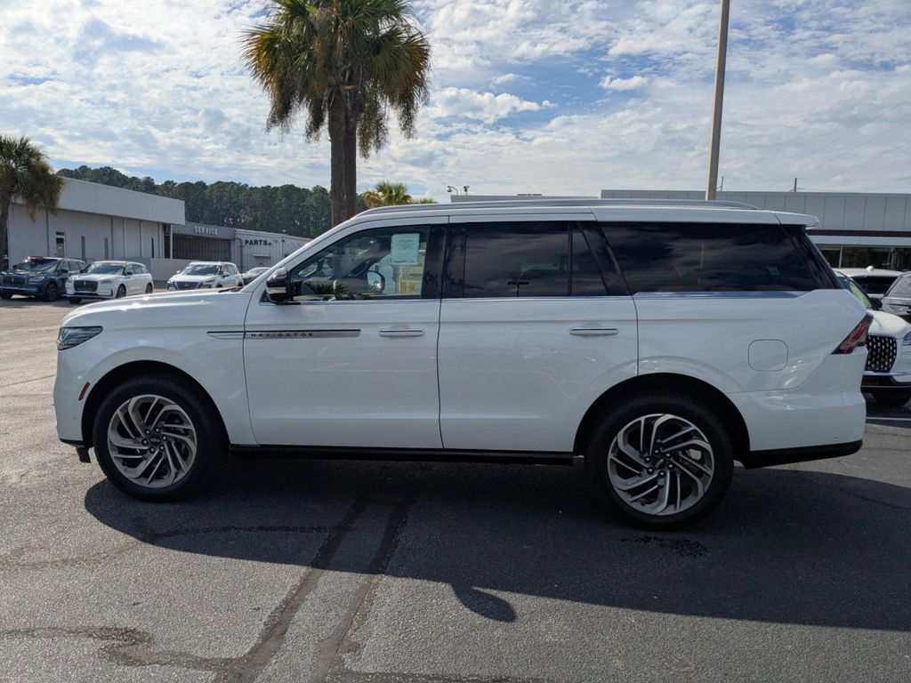 2025 Lincoln Navigator Reserve
