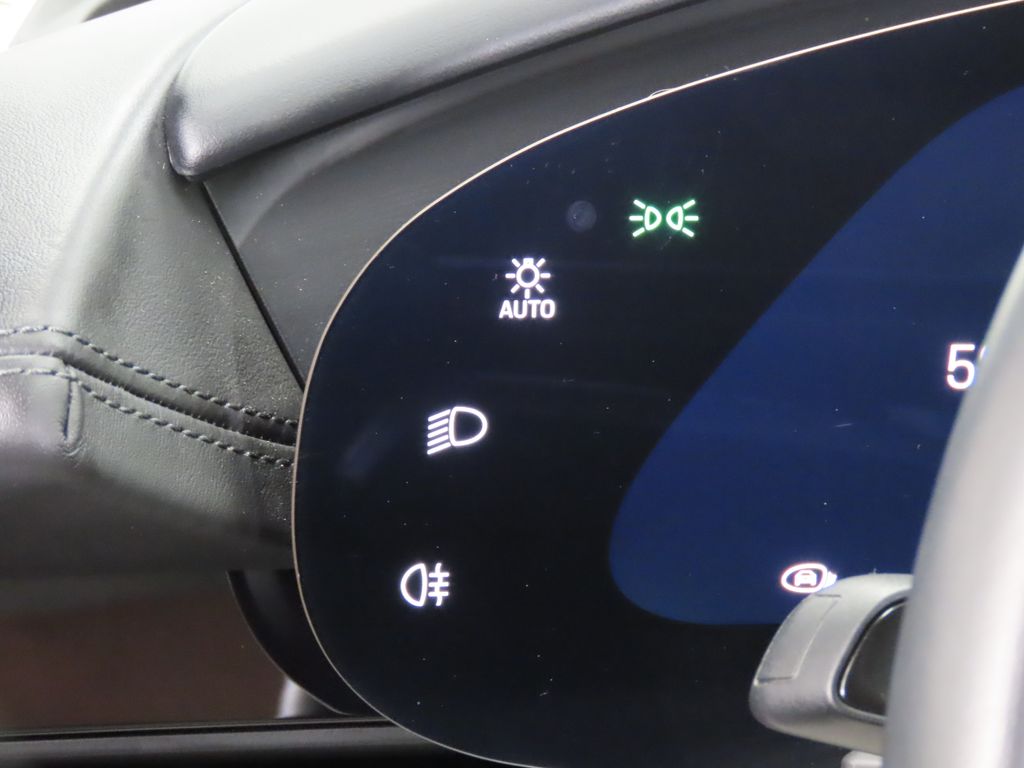 Thumbnail: 2024 Porsche Taycan - 23