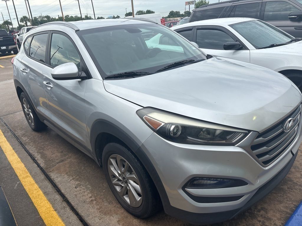 2017 Hyundai Tucson SE Silver at Baytown Hyundai