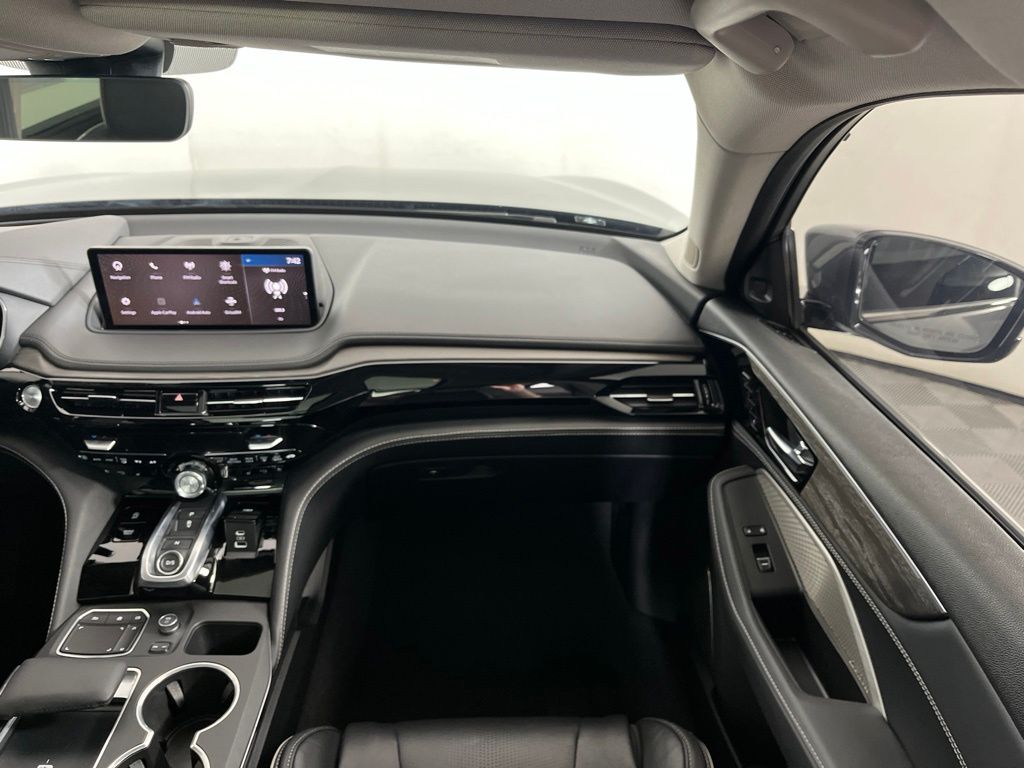 Thumbnail: 2023 Acura MDX - 23