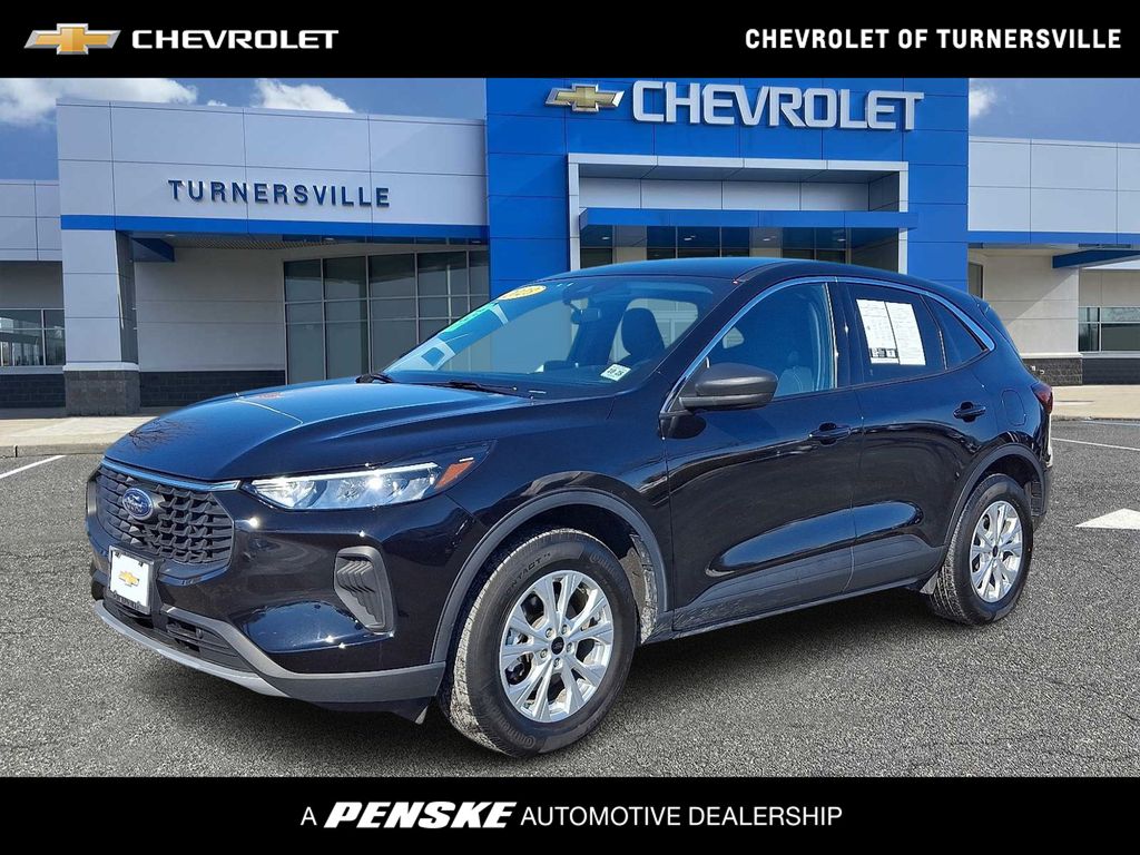 Thumbnail: 2023 Ford Escape - 1