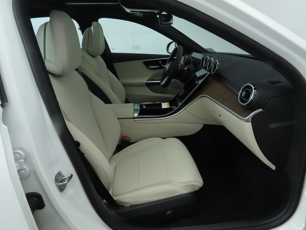 Thumbnail: 2025 Mercedes-Benz C-Class - 20