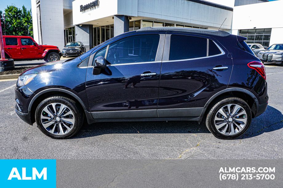 Used 2021 Blue Buick Preferred image 6