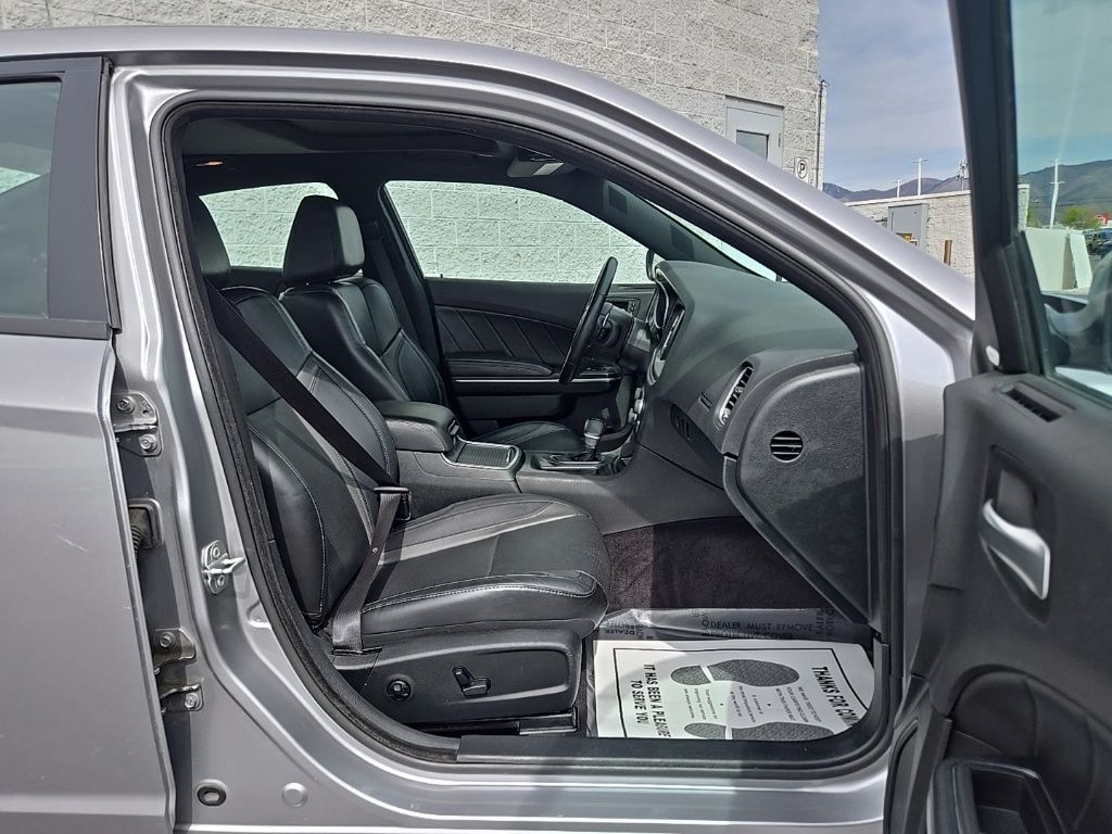 Used 2018 Silver Dodge R/T image 43