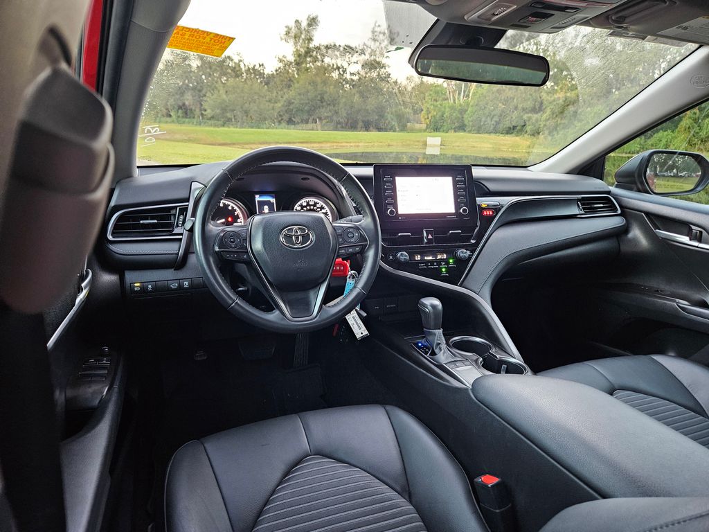 2023 Toyota Camry SE 12