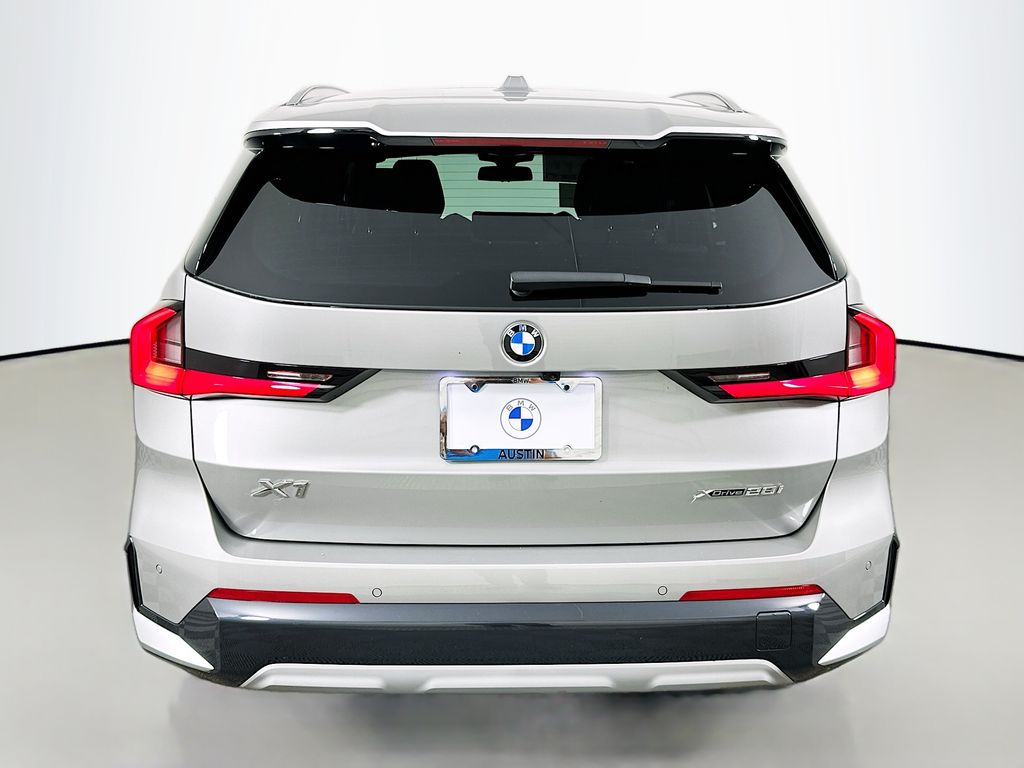 Thumbnail: 2025 BMW X1 - 6