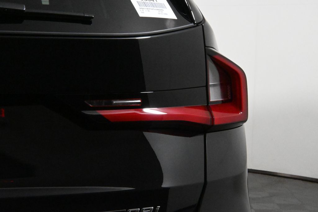 Thumbnail: 2025 BMW X1 - 13