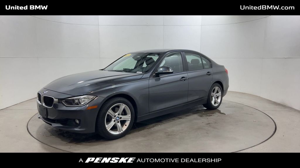 Thumbnail: 2013 BMW 3 Series - 4