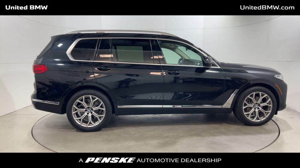 Thumbnail: 2020 BMW X7 - 9