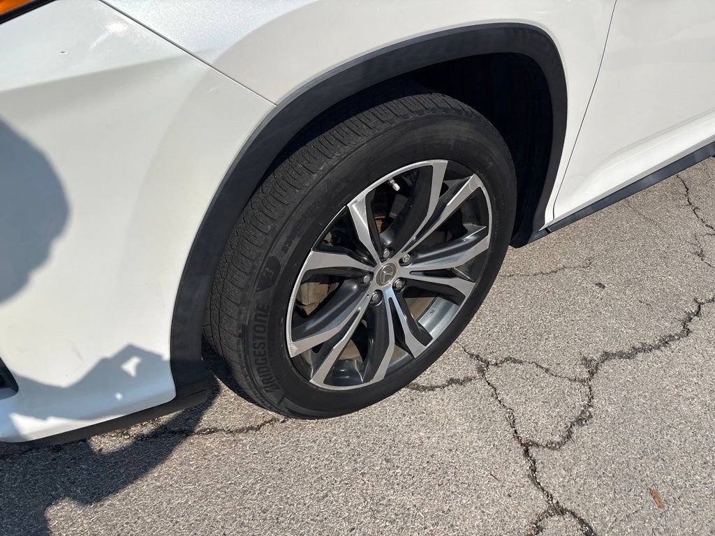 Thumbnail: 2017 Lexus RX - 9
