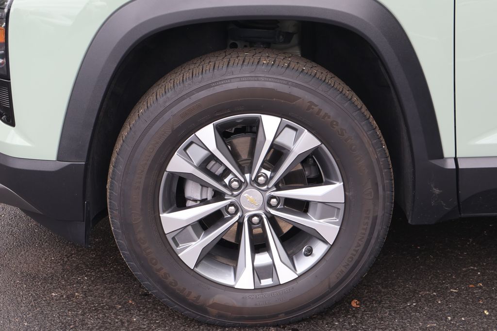Thumbnail: 2026 Chevrolet Equinox - 12