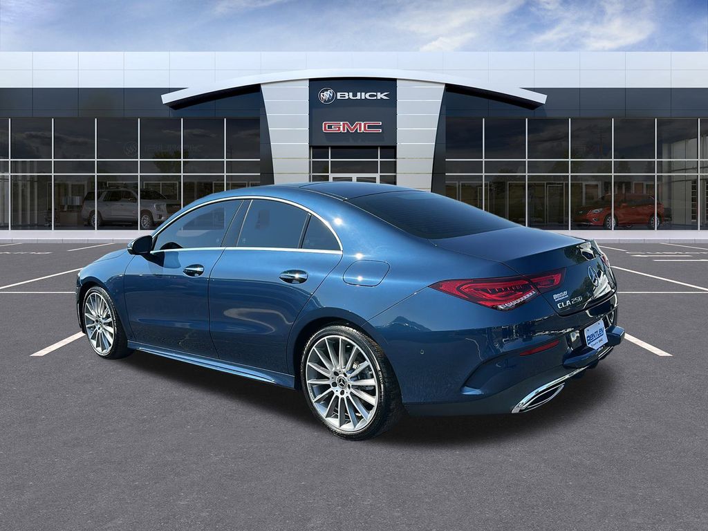 2023 Mercedes Benz CLA 250 photo 3